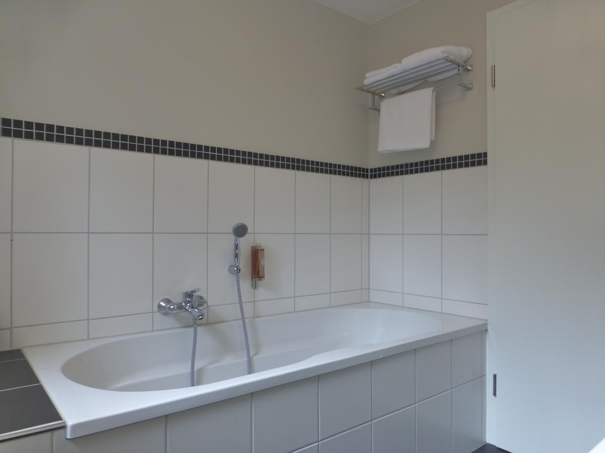 Villa Waldfrieden - Design Trifft Budget Анвайлер ам Трифелс Екстериор снимка